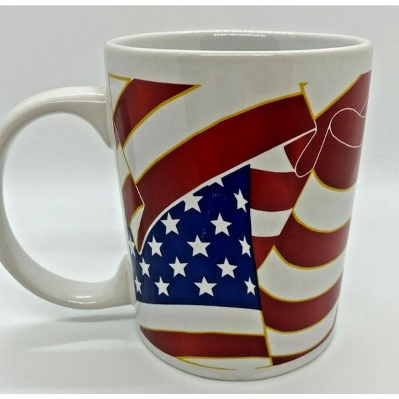 USA Flag True Colors MUG 1998 Tom Simms for Westwood 1998 Patriotic 1998 - Picture 1 of 6